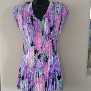Psychedelic Pleated Expandable Cap Sleeve Top